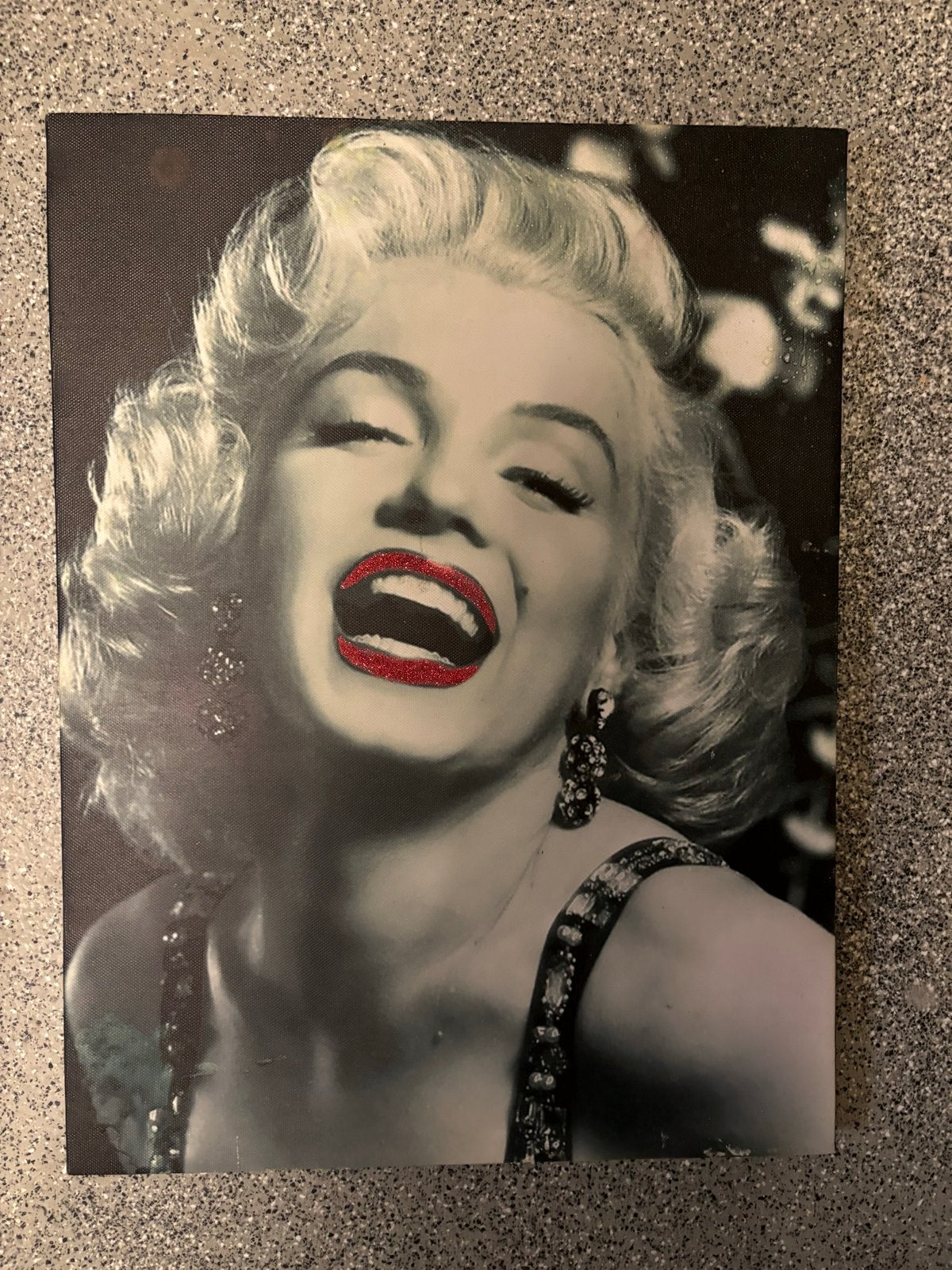 Marilyn Monroe canvas Schilderij - Zwart-wit met rode lippen, Ophalen of Verzenden, Print, Op houten frame, Portret