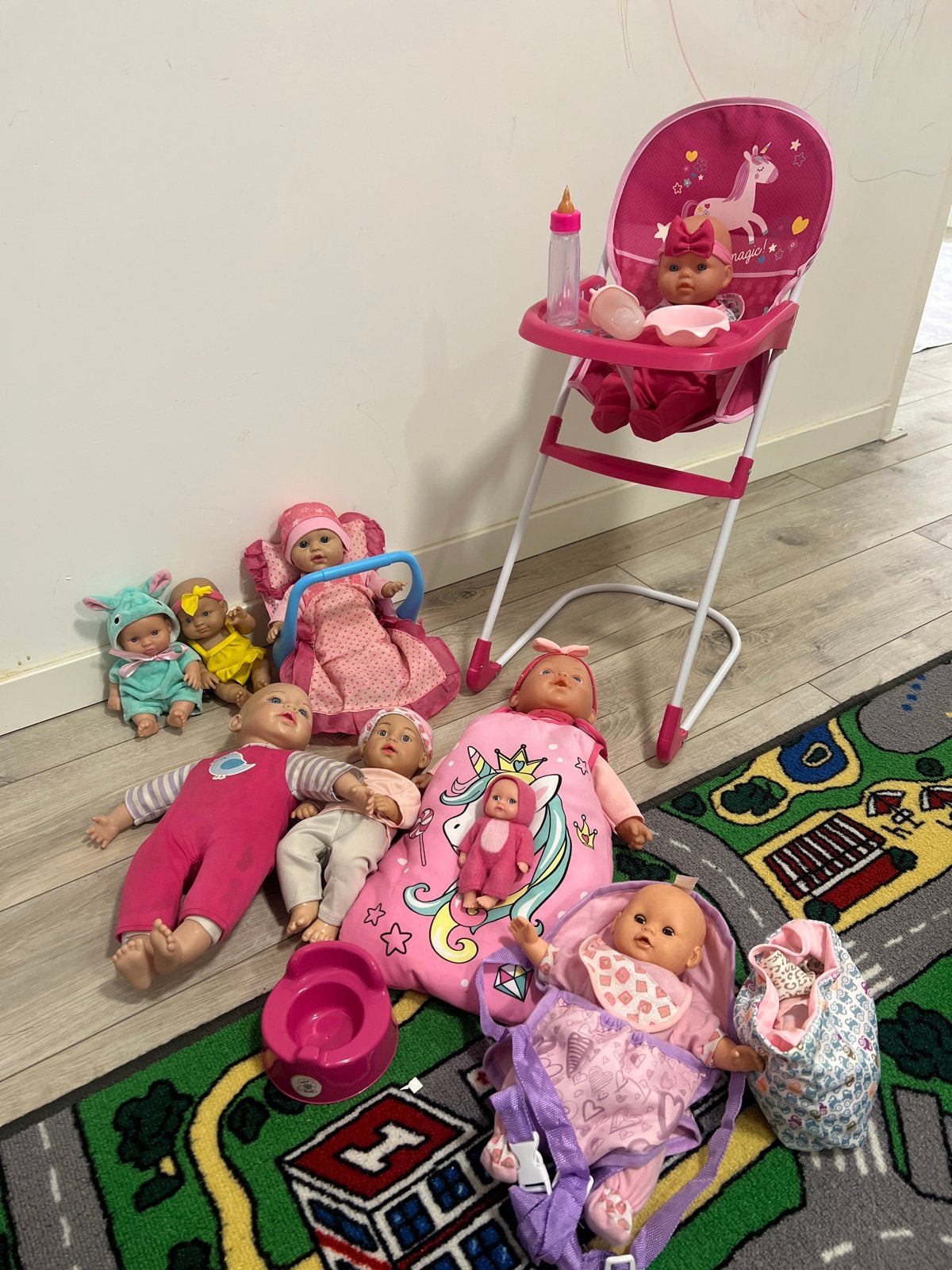 Grote set babypoppen met accessoires, Ophalen, Gebruikt, Babypop