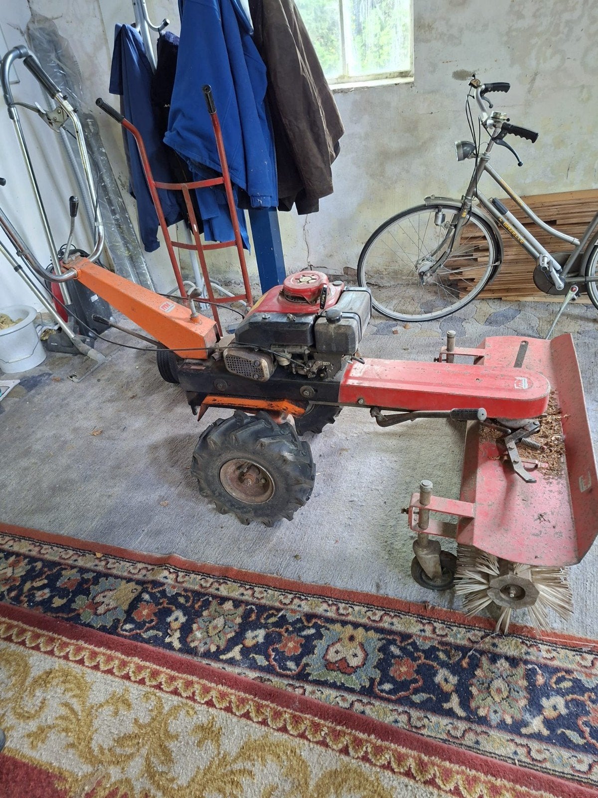 Multifunctionele tweewielige tractor (motoculteur), Ophalen, Benzine, Overige soorten