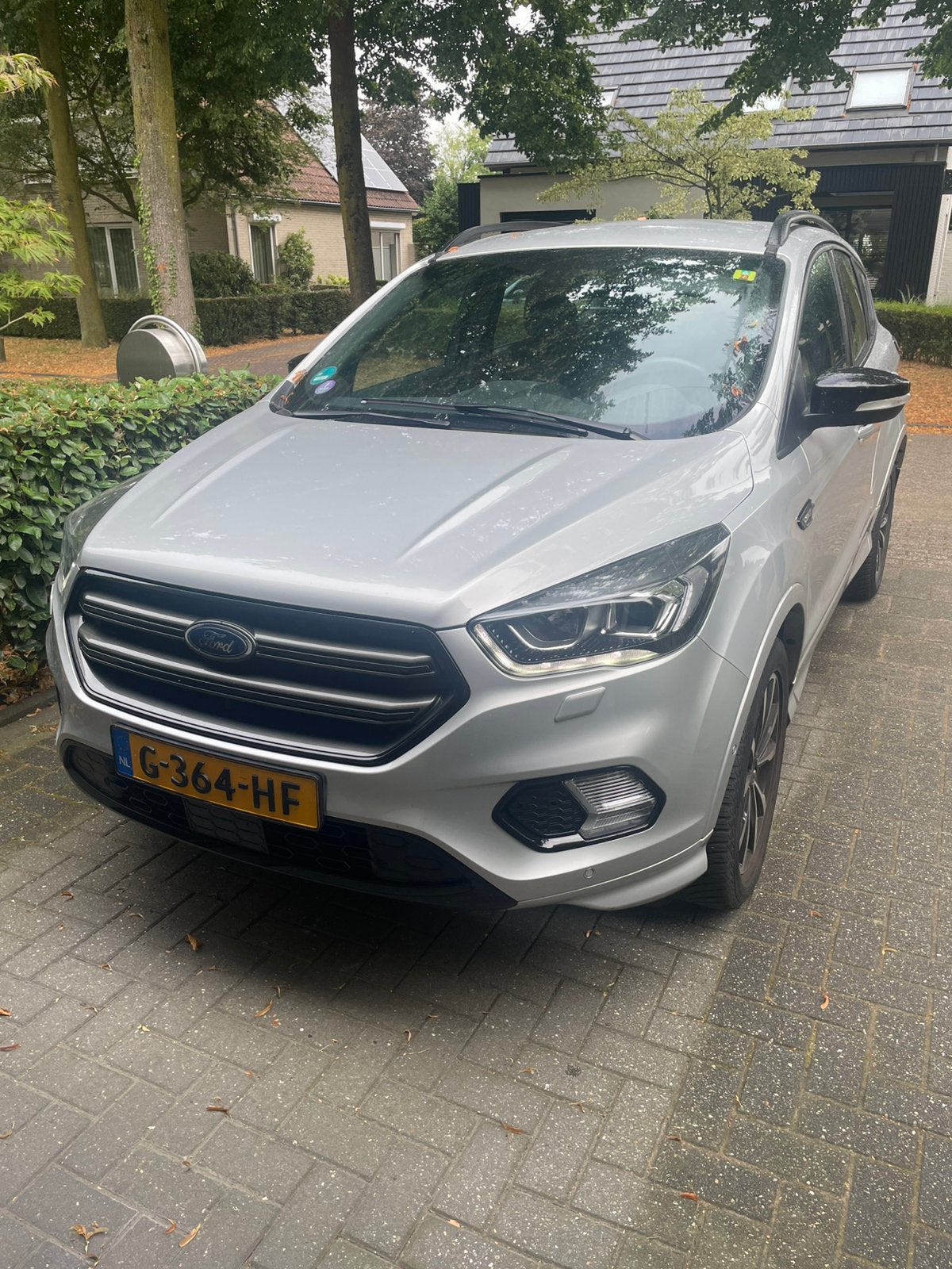 Ford Kuga 1.5 Ecoboost 150PK 2WD 2019 Grijs, 1498 cc, 4 cilinders, 2000 kg, Origineel Nederlands