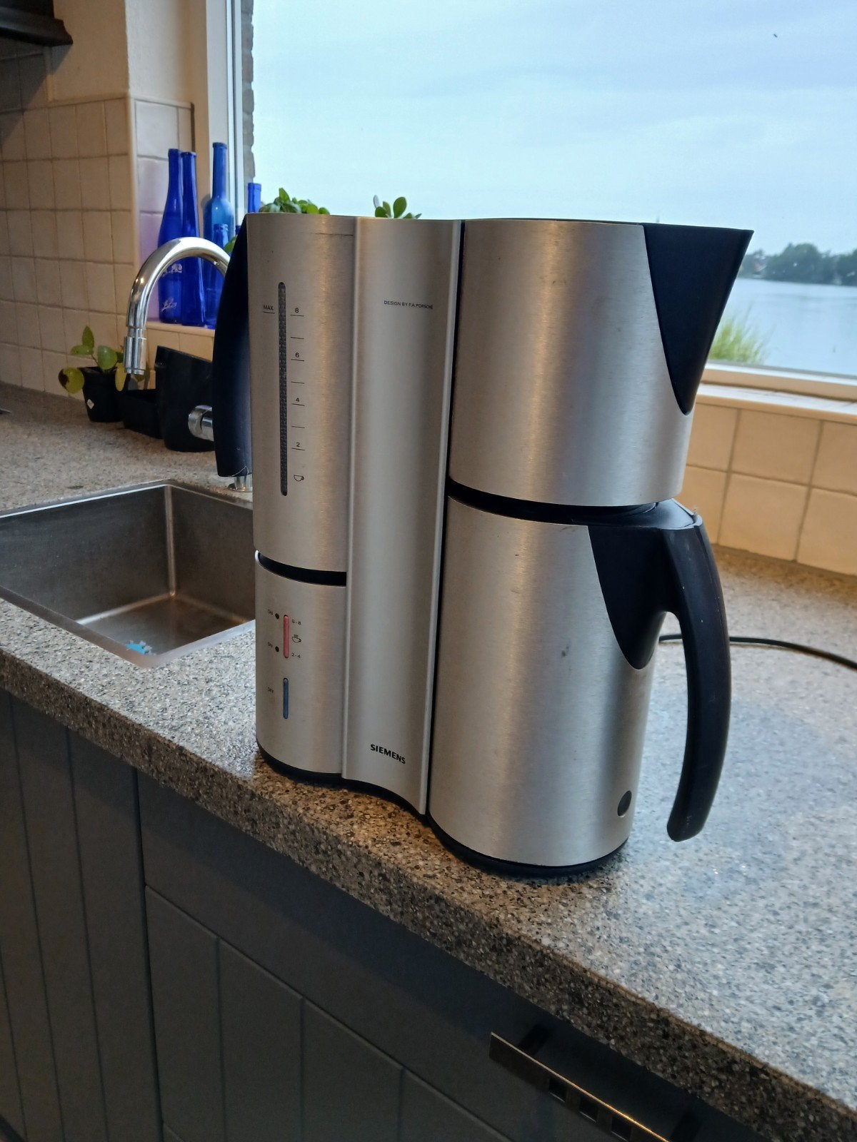 Porchse koffiezetapparaat, Ophalen, Koffiemachine