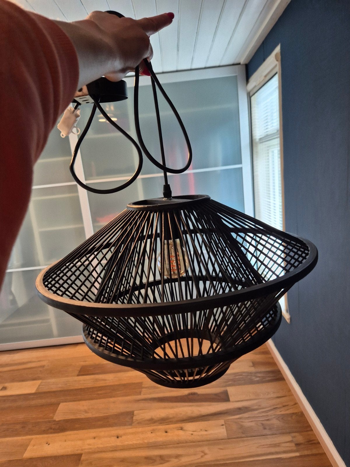 Nieuwe zwarte hanglamp, Huis en Inrichting, Ophalen, Nieuw, Minder dan 50 cm