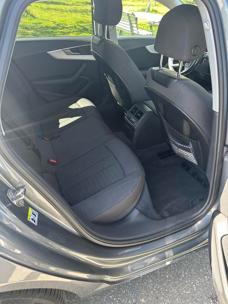 Audi A4 2.0 TDI  S Tronic 2017 -192.531km, Auto's, Audi, 4 cilinders, A4, Diesel, 168 €/maand