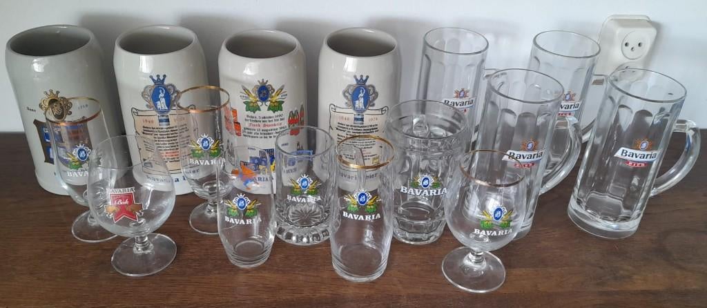 Bavaria glazen en pullen, Ophalen, Zo goed als nieuw, Glas of Glazen, Bavaria