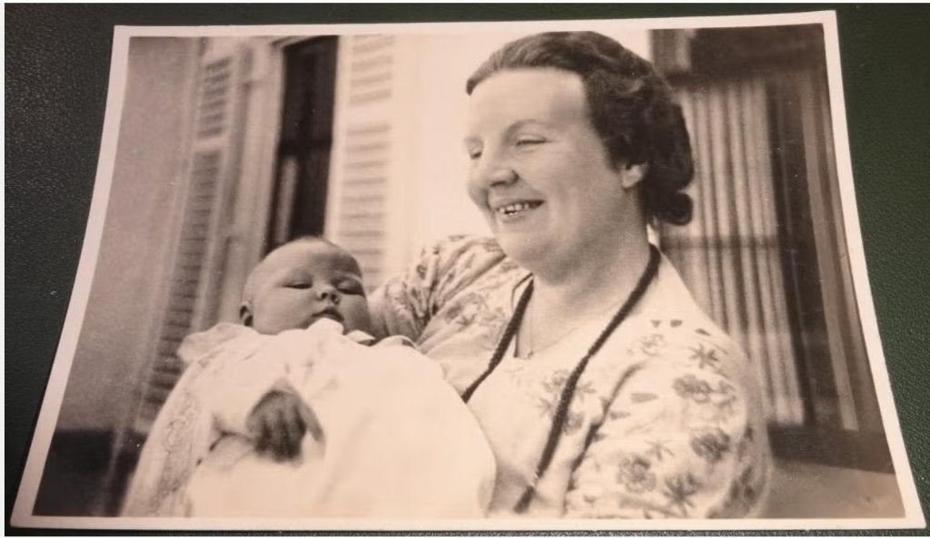 Koninklijk Huis - Juliana Beatrix - 1938 - Poseren - KOr01, Verzamelen, Verzenden, Zo goed als nieuw, Nederland, Kaart, Foto of Prent