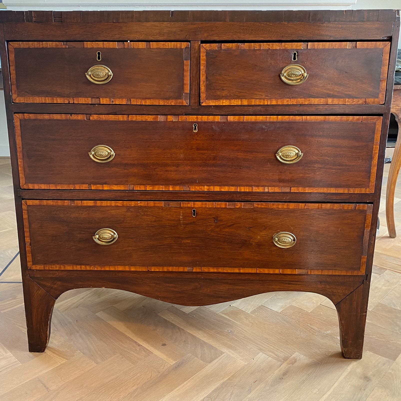 Charmante commode met vier laden, 19e eeuw, Antiek en Kunst, Antiek | Meubels | Kasten, Ophalen