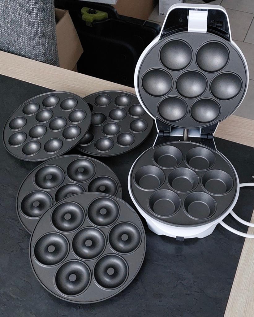 VAVORIT CAKE MAKER VOOR €19, Ophalen of Verzenden, Zo goed als nieuw, Cupcakes, Bakvorm
