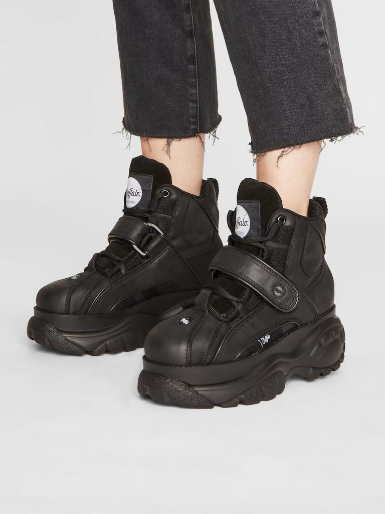 GEZOCHT! Buffalo maat 43, Zwart, Ophalen of Verzenden, Sneakers of Gympen, Zo goed als nieuw