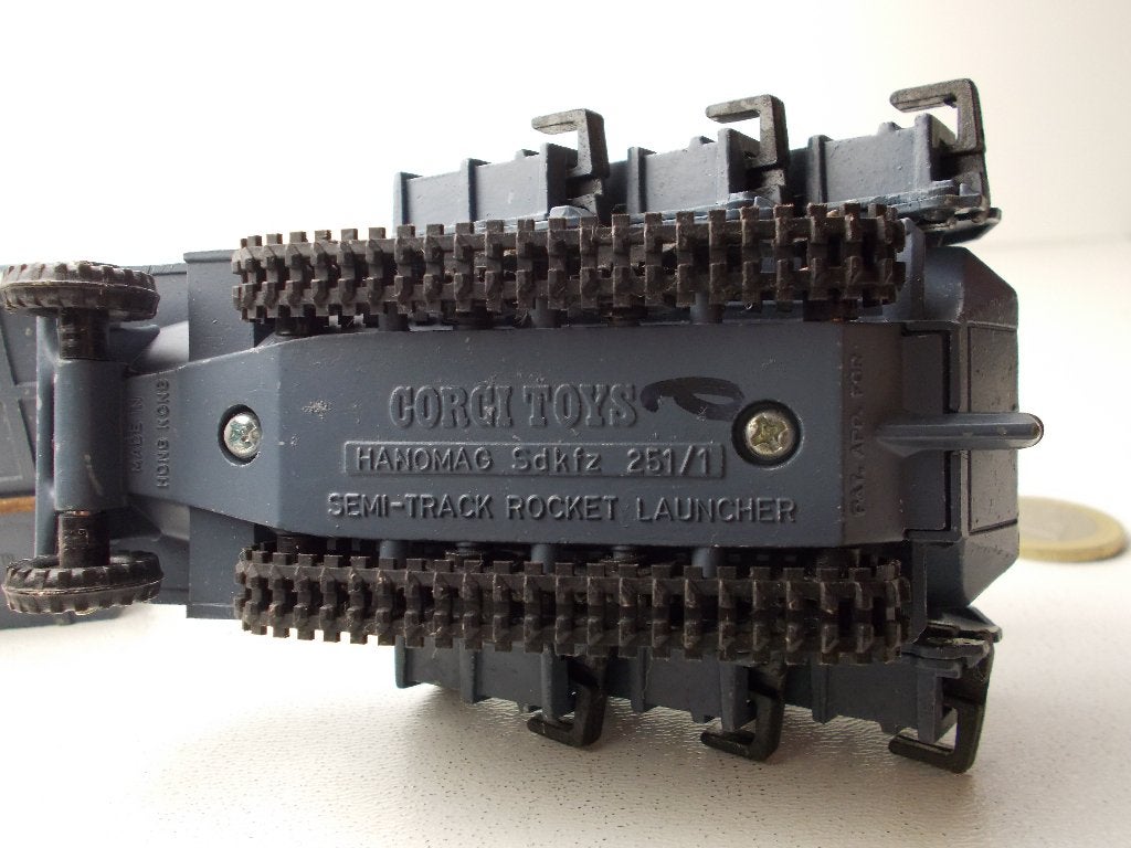 1976 Corgi Toys 907 SEMI-TRACK ROCKET LAUNCHER +TRAILER igst, Ophalen of Verzenden, Zo goed als nieuw, Bus of Vrachtwagen, Corgi