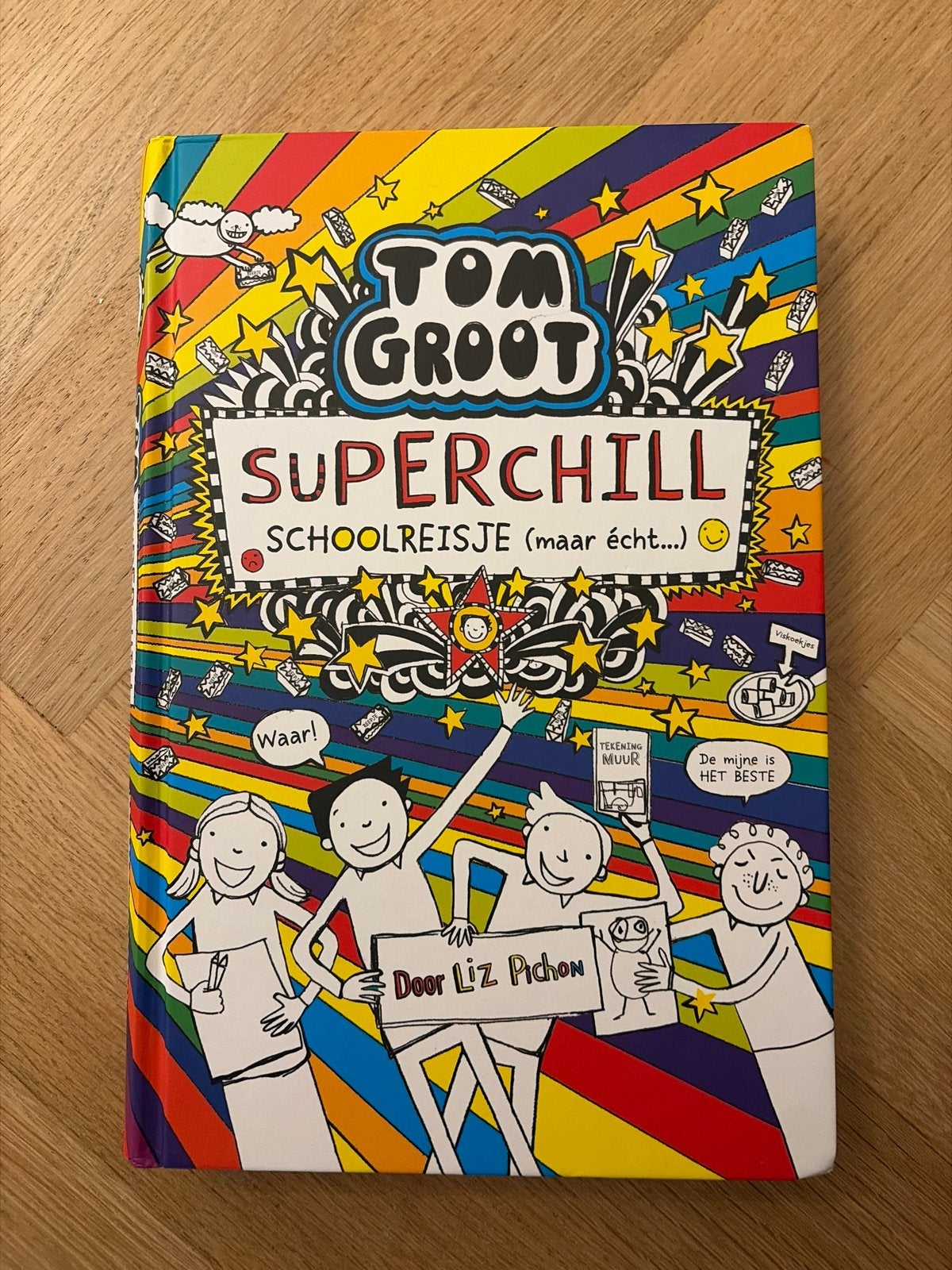 Tom Groot Superchill: Schoolreisje (maar écht...), Ophalen of Verzenden, Zo goed als nieuw, Fictie algemeen