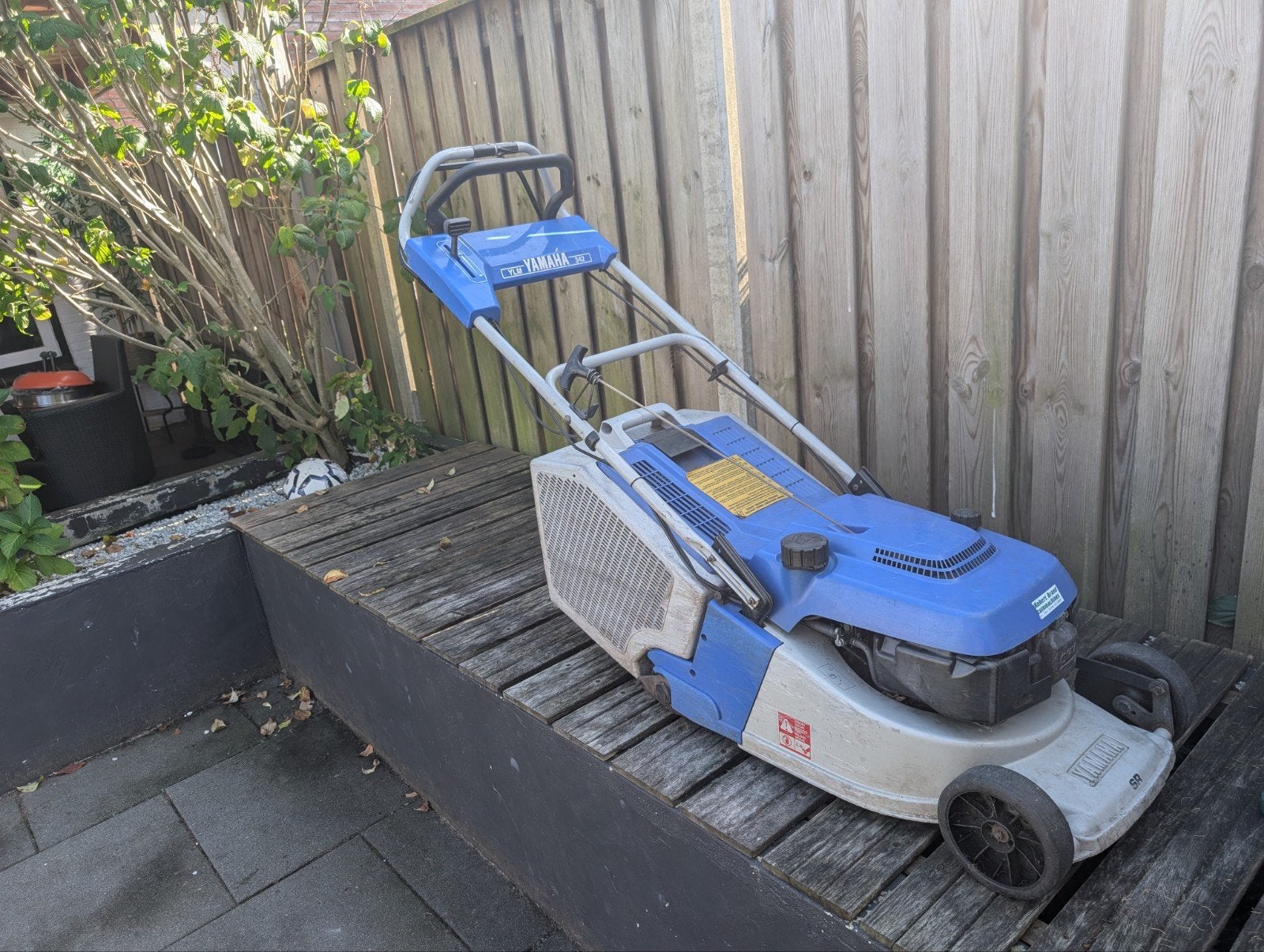 Yamaha YLM 342 Benzine Grasmaaier met Opvangbak, Ophalen, Cirkelmaaier, Gebruikt, Yamaha