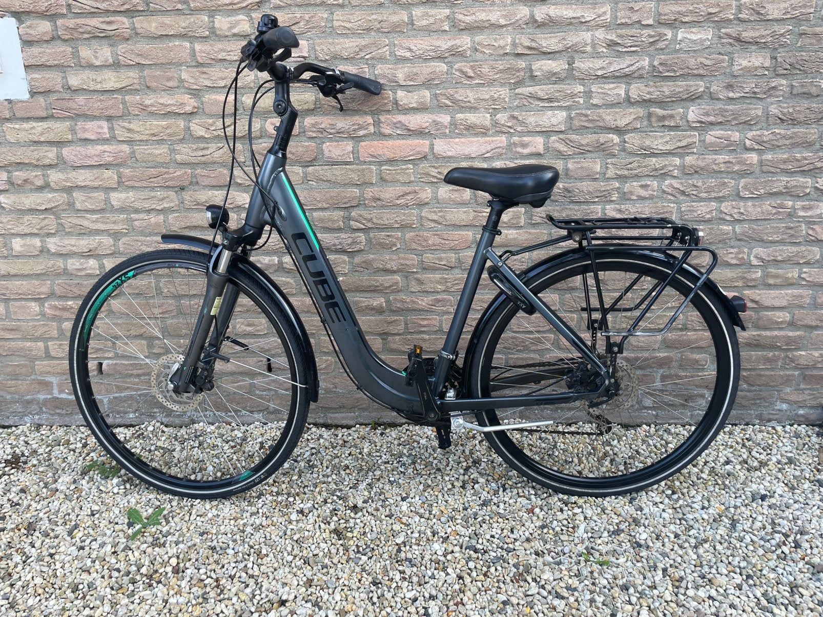 Mooie Cube touring fiets (niet elektrisch) 3 x 9 versnelling, 10 tot 15 versnellingen, Aluminium, Zo goed als nieuw, Dames