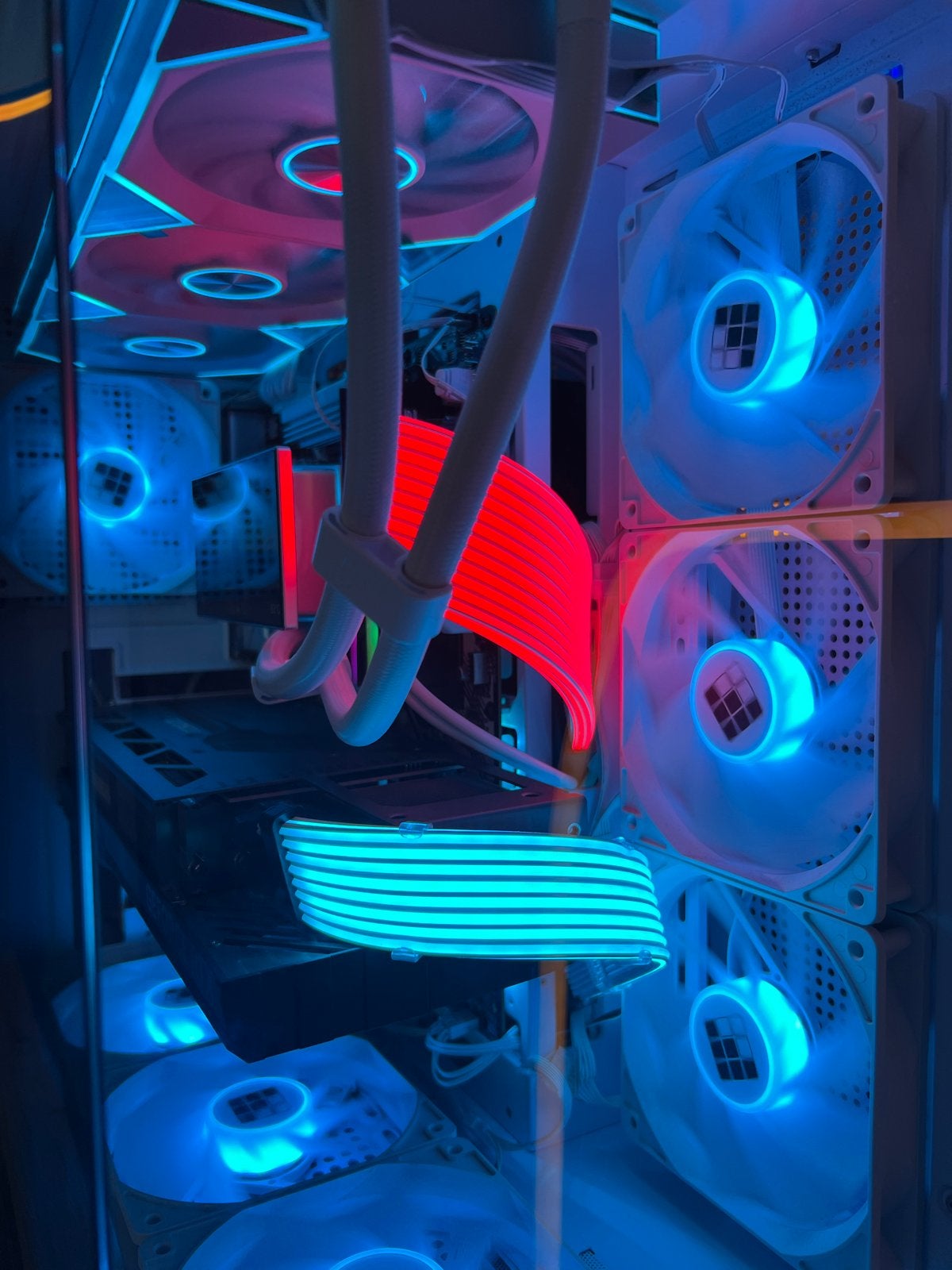 High-End Gaming PC: i7-14700K, RTX 4080 Super, 32GB DDR5, Computers en Software, Desktop Pc's, 32 GB, Ophalen of Verzenden, Zo goed als nieuw