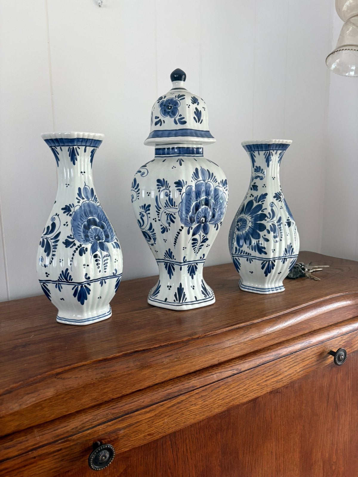 Prachtig 3-delig Delfts blauw kaststel – decor 501, Ophalen