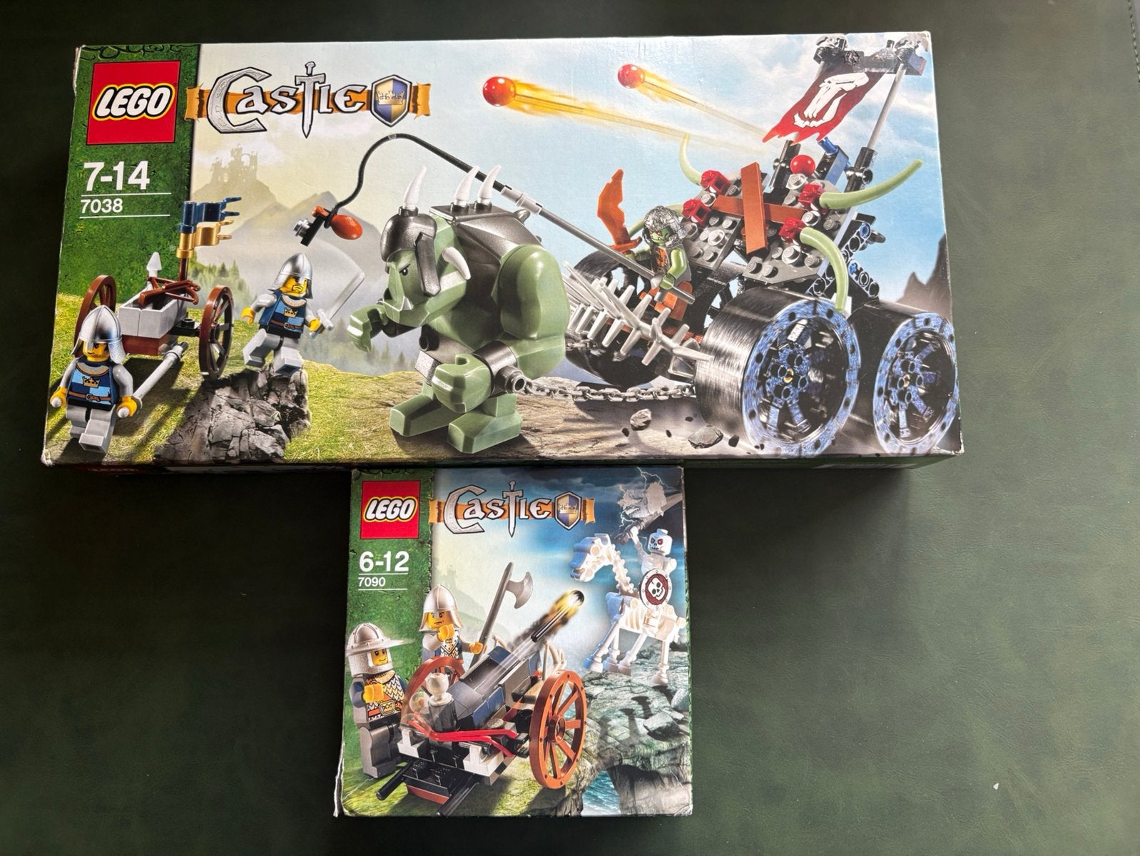 Lego castle sets 7038 7090, Lego, Lego, Verzenden, Zo goed als nieuw