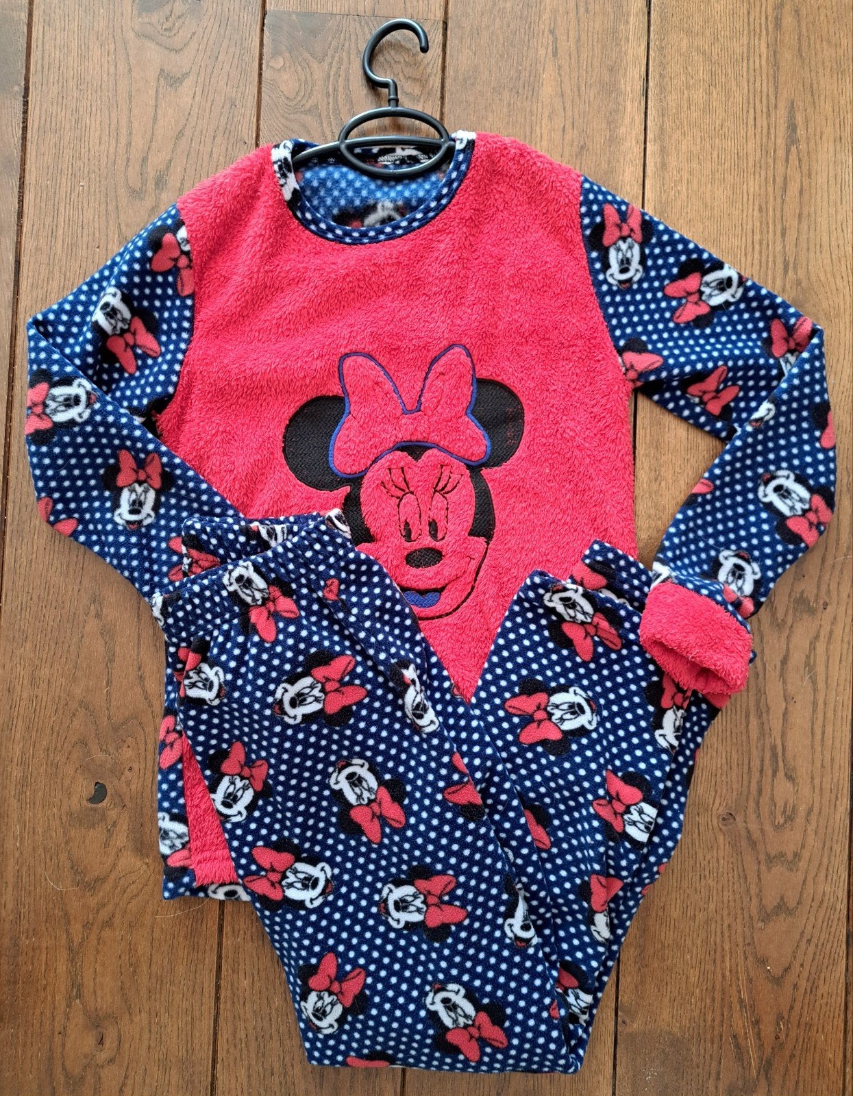 Minnie Mouse pyama, Verzenden, Zo goed als nieuw, Meisje, Nacht- of Onderkleding