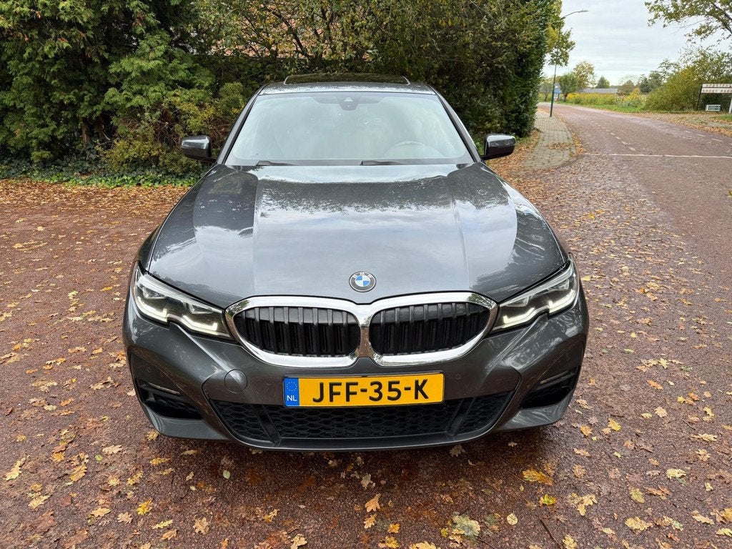 BMW 3-serie 330e High Executive M-Sport / Navi / Xenon / sch, 1998 cc, Achterwielaandrijving, Gebruikt, Bedrijf
