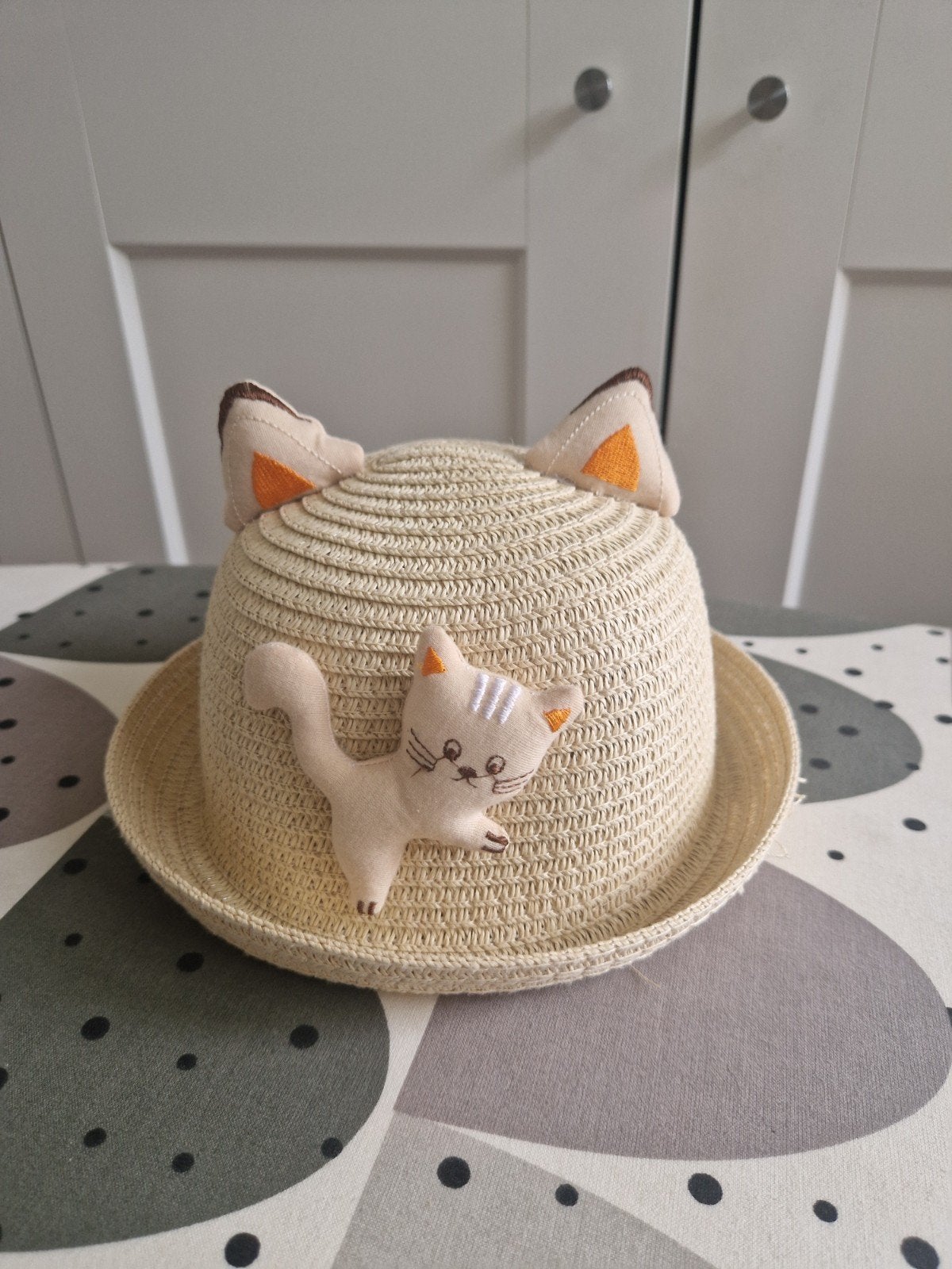 Leuk kinderhoedje met kattenoortjes en kattenfiguur, Ophalen of Verzenden, Zo goed als nieuw, Jongetje of Meisje, Hoed