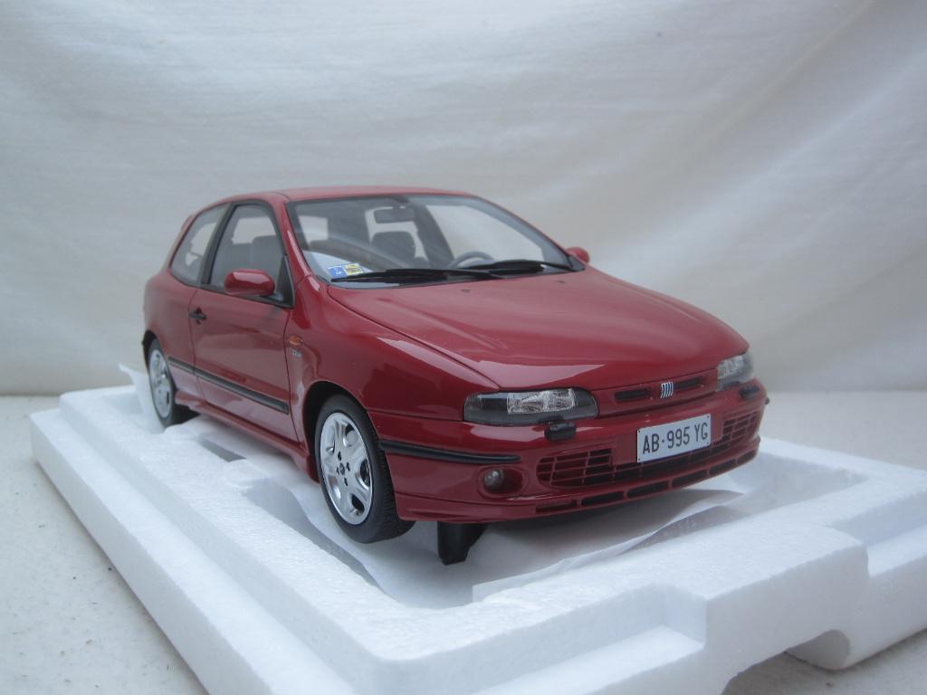 Fiat Bravo 2.0 HGT 1995 Rood 1:18 LaudoRacing, Ophalen of Verzenden, Nieuw, Auto, Overige merken