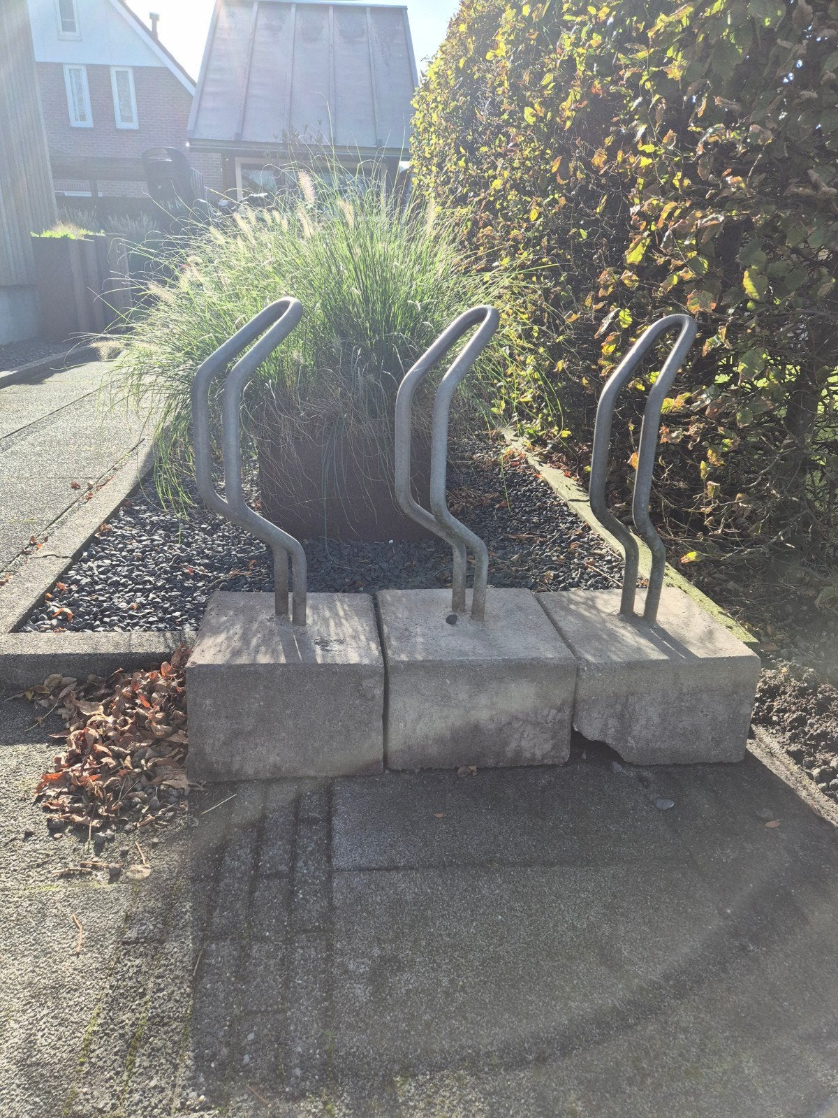 Fietsenrek voor 3 fietsen met betonvoet, Ophalen, Gebruikt