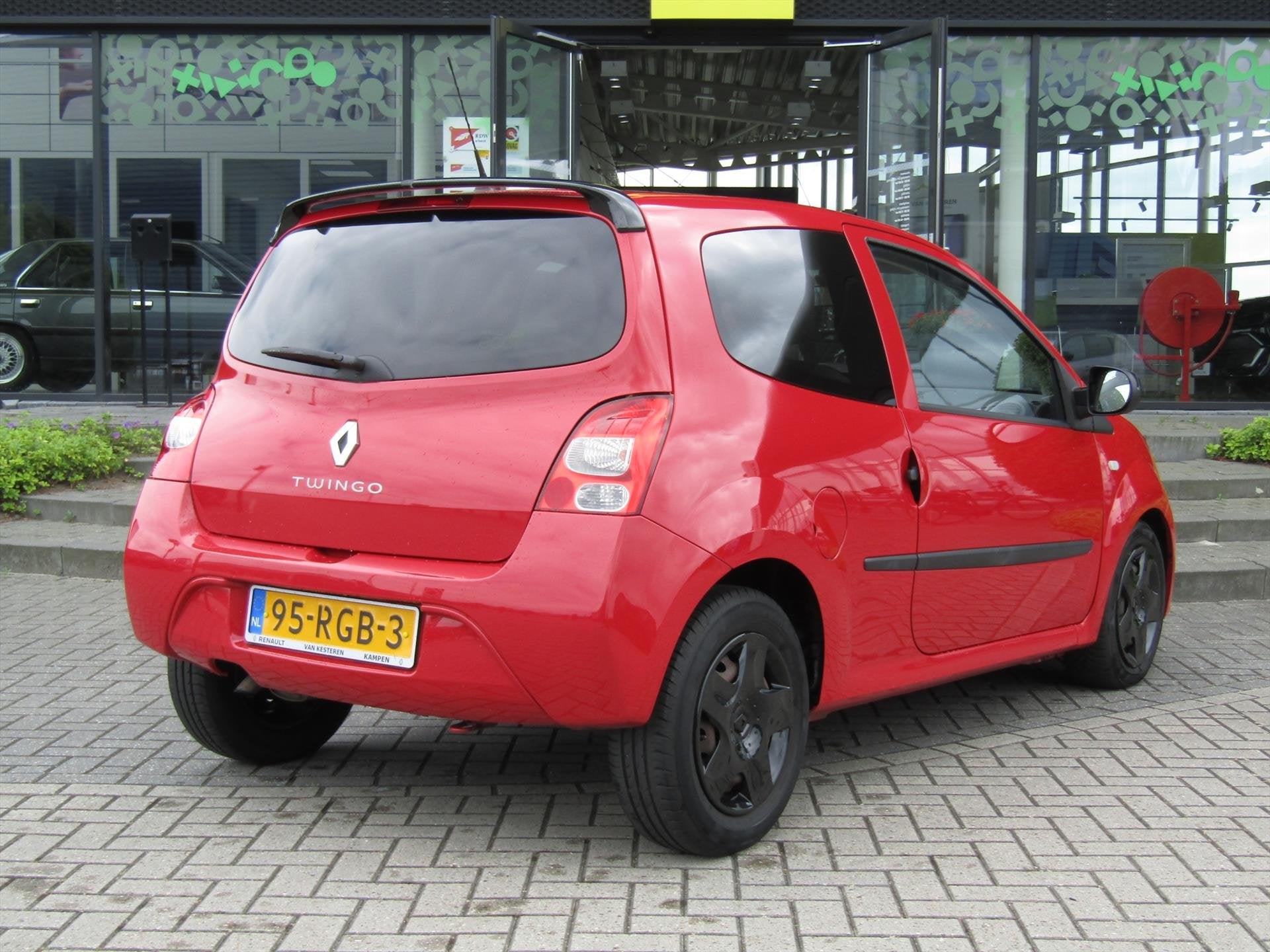 RENAULT Twingo 1.2 16V 75pk ECO² Collection / 1e eigenaar /, Auto's, Gebruikt, Zwart, 4 cilinders, 4 stoelen