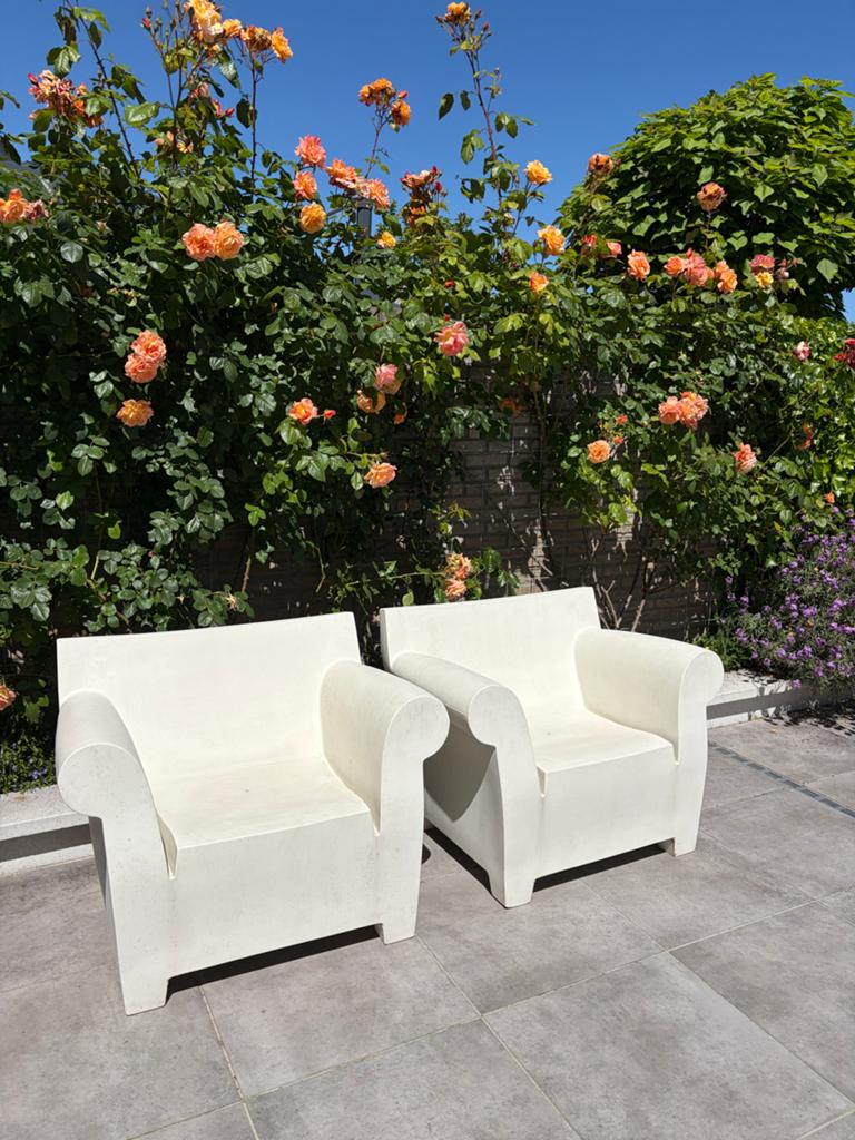Set van 2 witte Philippe Starck Kartell Bubble Club stoelen, Tuin en Terras, Tuinstoelen, Zo goed als nieuw, Kunststof, Ophalen