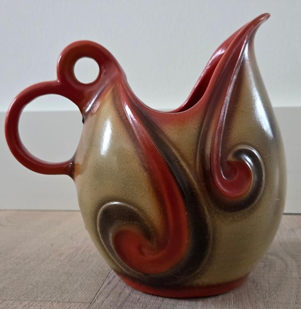 Vintage schenkkan of vaas van de Amsterdamse school/art deco, Ophalen of Verzenden
