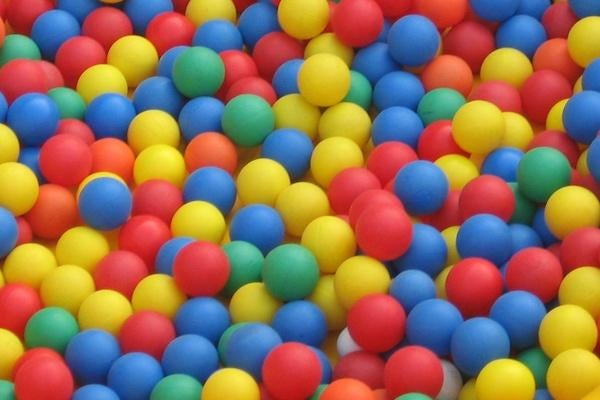TE HUUR: voor PEUTERS/KLEUTERS: Springkussens en spelverhuur, Ophalen of Verzenden, Zo goed als nieuw, Overige