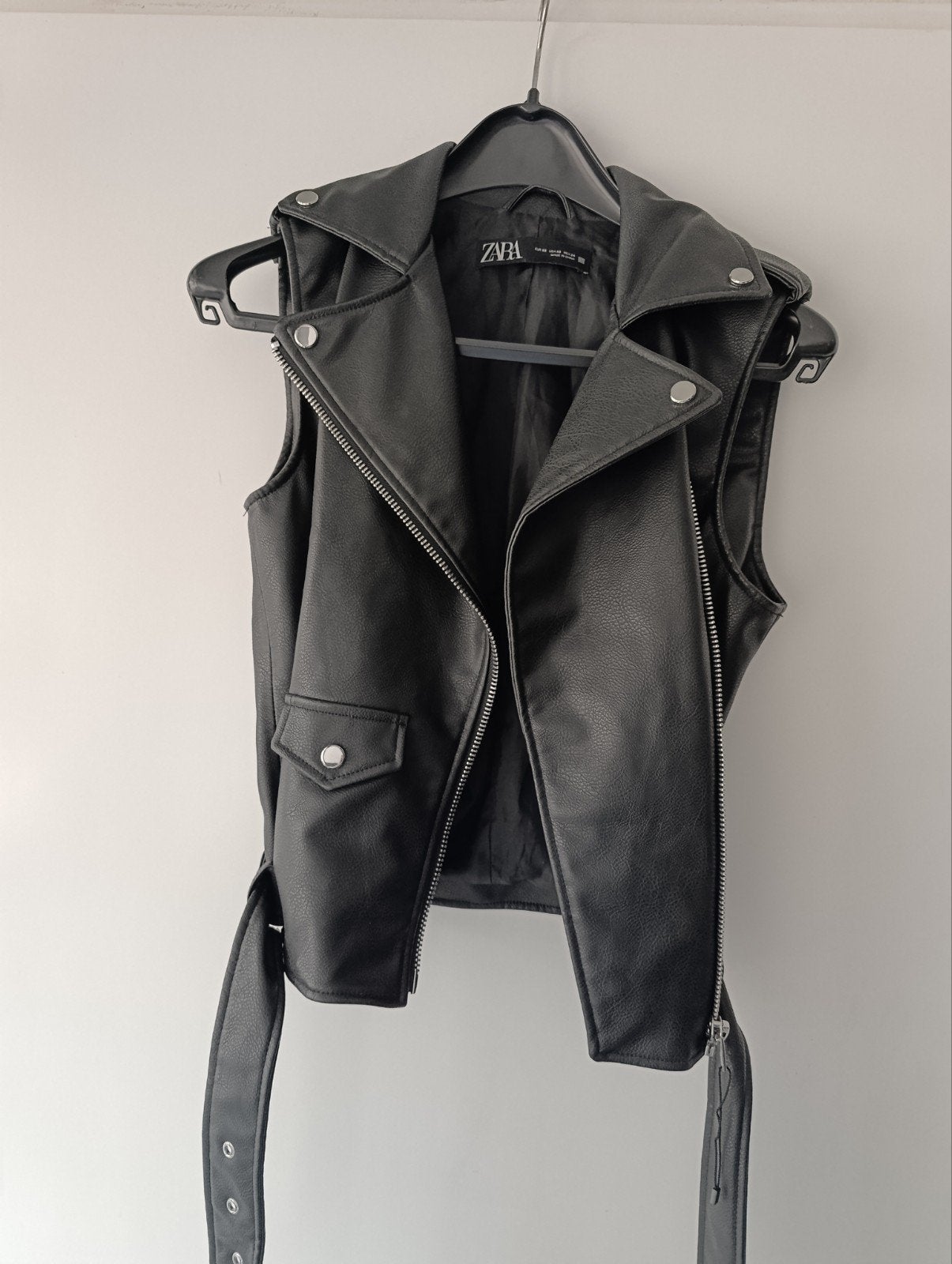 Zwarte mouwloze leren bikerjack van Zara - Maat XS, Ophalen of Verzenden, Zo goed als nieuw, Maat 34 (XS) of kleiner, Zara