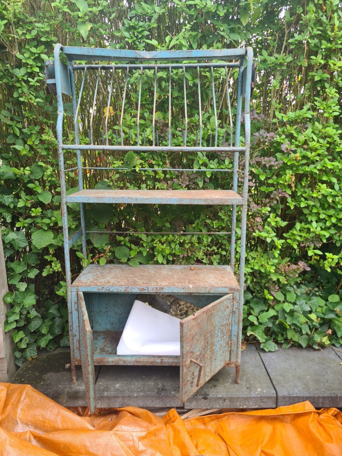 Vintage metalen rek met kastje - Brocante stijl, Ophalen