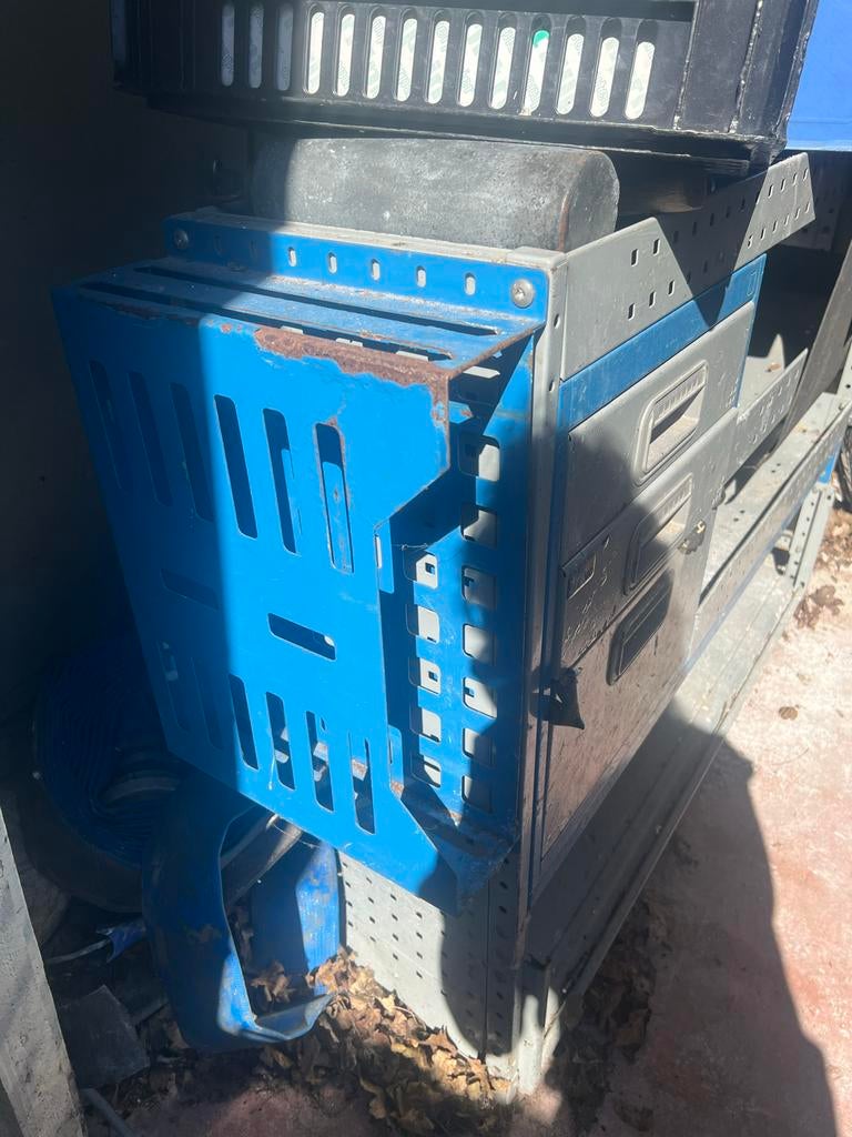 Inbouw werkbanken voor Caddy met lades, Ophalen, Gebruikt