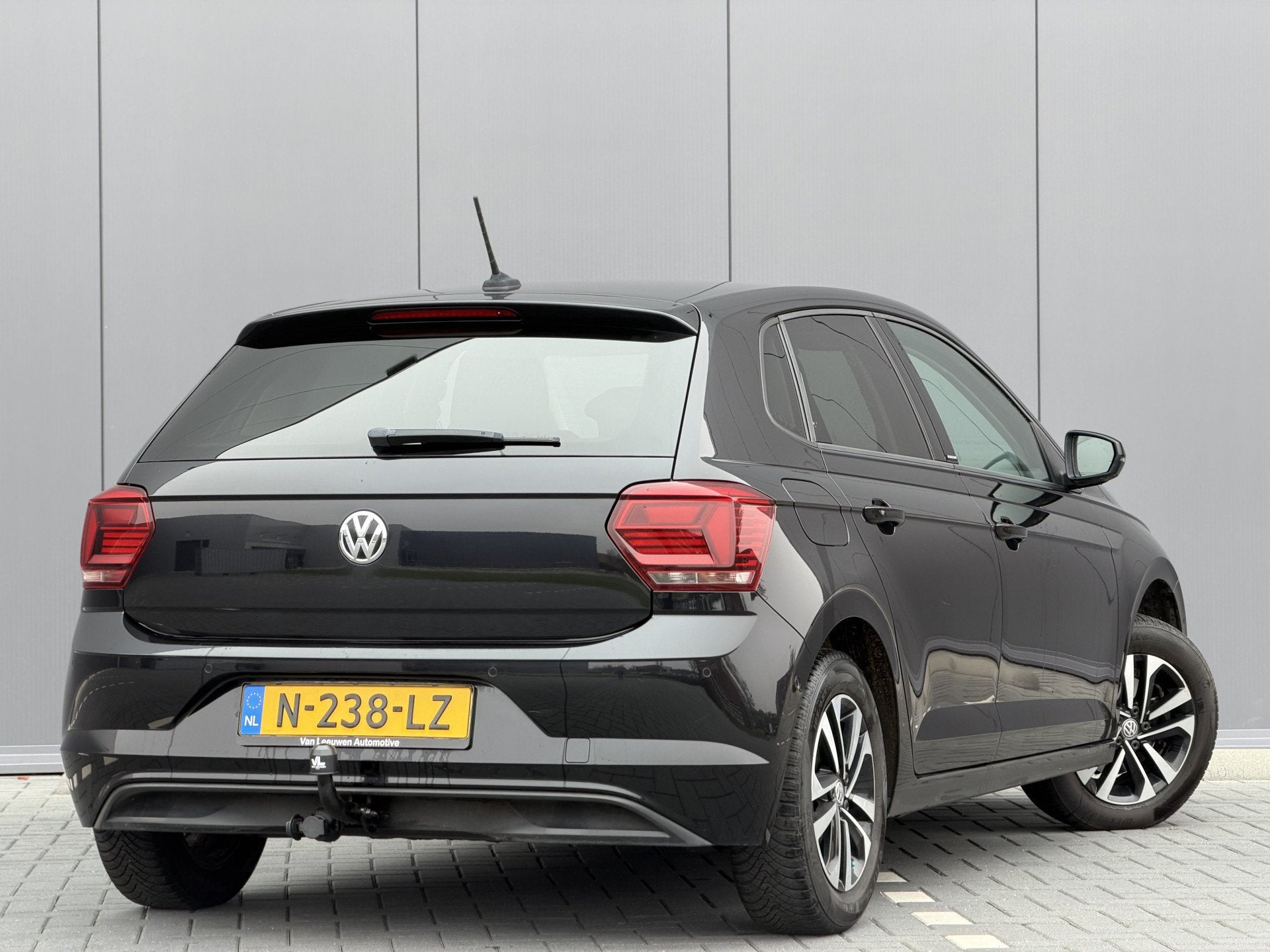 Volkswagen Polo 1.0 TSI Highline Business R | Nieuwe APK | 1, Auto's, Stof, Gebruikt, 580 kg, 116 pk