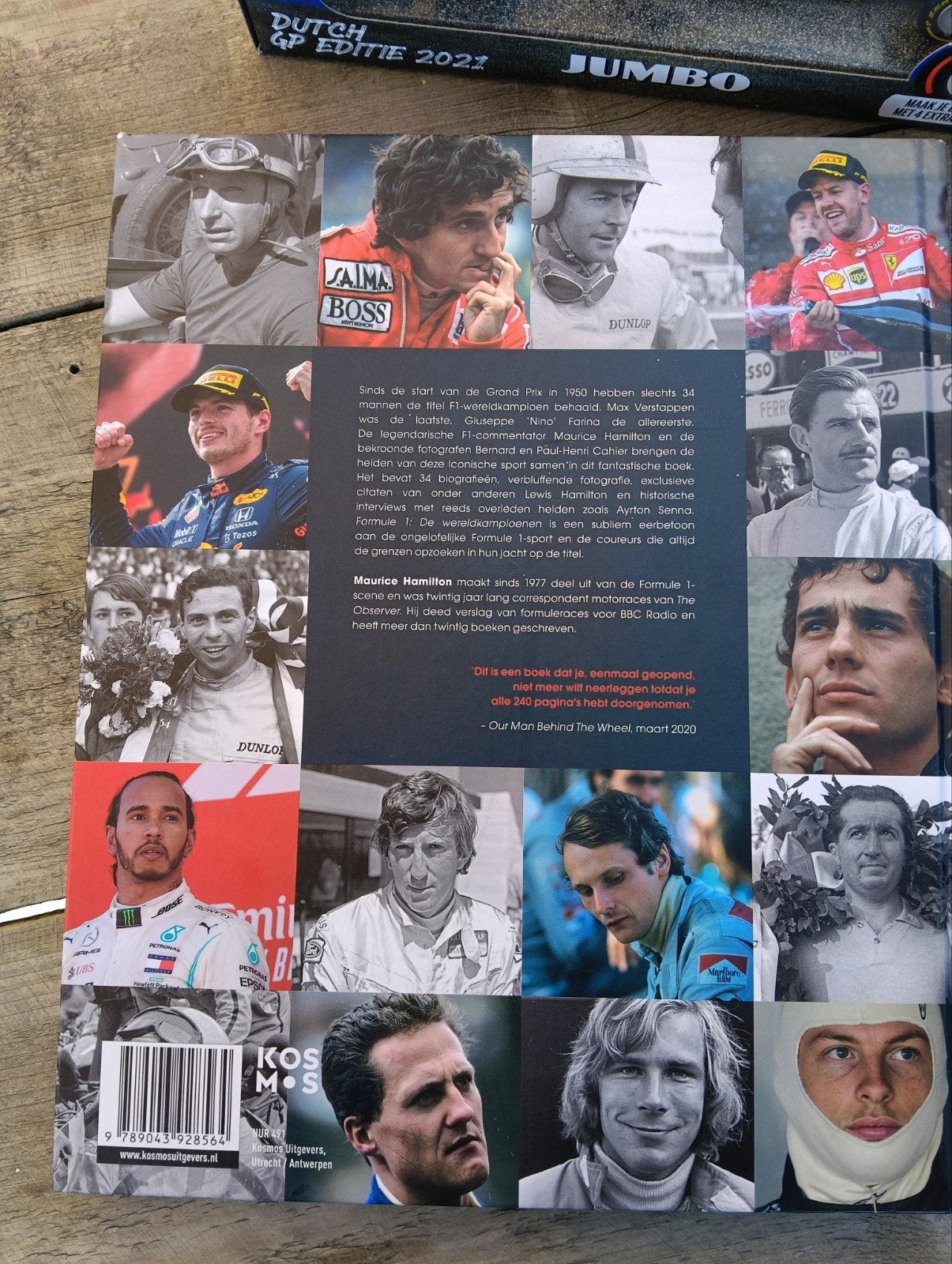 Red Bull Racing F1 auto model en Formule 1 boek, 1:50 of kleiner, Auto, Zo goed als nieuw, Ophalen