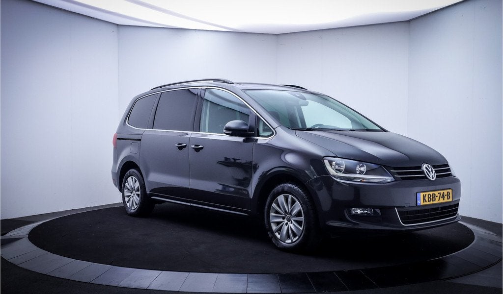 Volkswagen Sharan 1.4TSI DSG 7P Comfortline NAVIGATIE | CLIM, Automatische klimaatregeling, Zwart, 4 cilinders, 150 pk