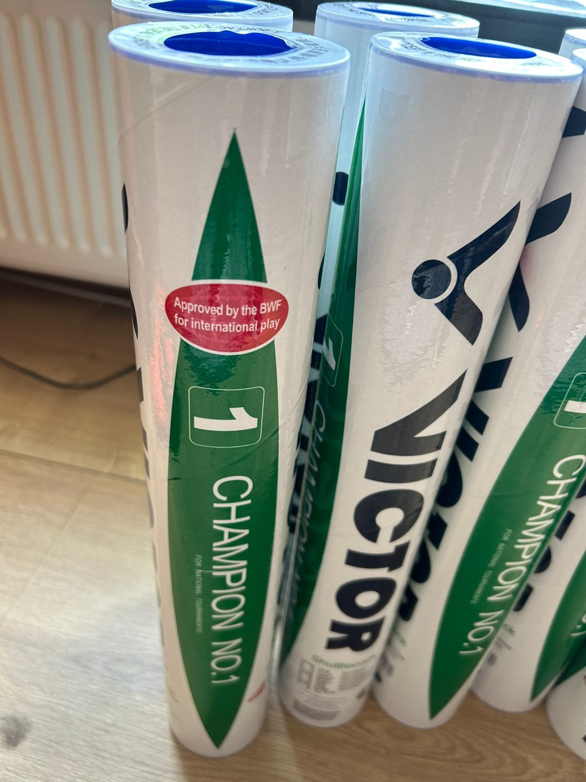 Veren shuttles victor champion, Ophalen of Verzenden, Nieuw, Racket(s)