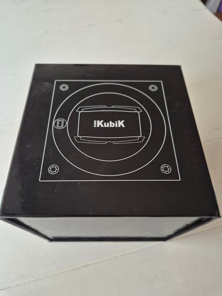 Suisse KubiK Watchwinder, Ophalen of Verzenden, Zo goed als nieuw, Overige materialen, Overige merken