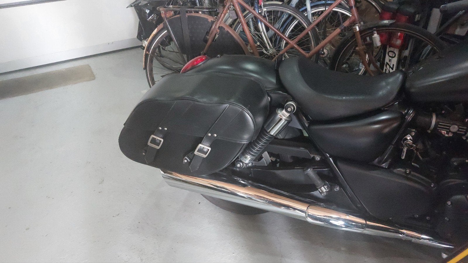 Triumph 2x zwarte lederen zadeltas / motortas ( Thunderbird), Ophalen of Verzenden, Gebruikt