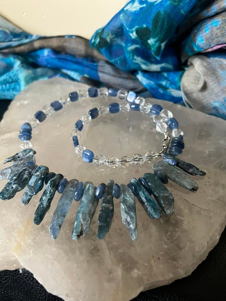 Kyaniet beschermt intuïtie hoge trilling power magie uniek, Blauw, Nieuw, Ophalen of Verzenden, Steen of Mineraal