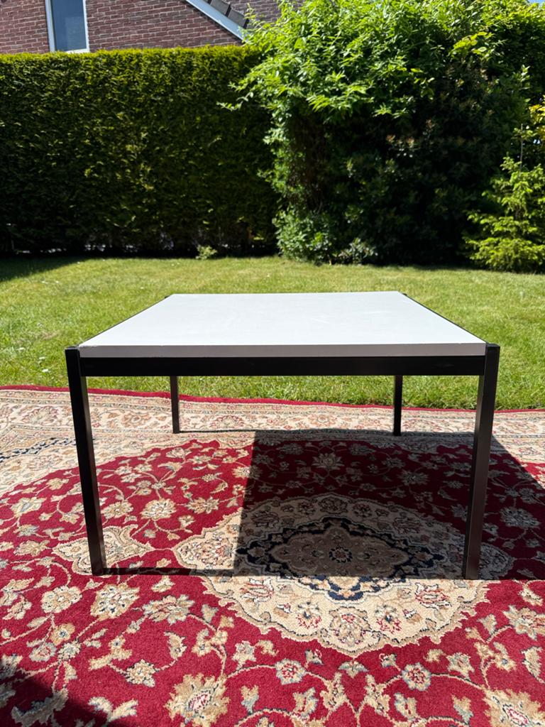 Vintage Gispen salontafel J 10 - Tijdloos design, Ophalen
