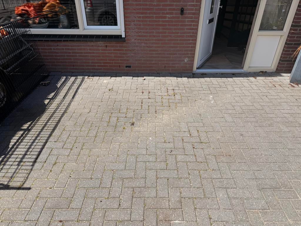 Gratis bestrating zelf eruit halen, Ophalen of Verzenden, Zo goed als nieuw, Hout