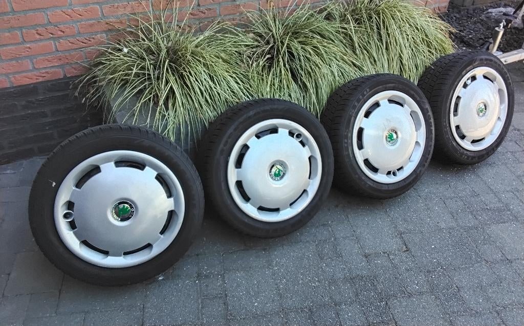 Winterbanden 15 inch  steek 5x100, Ophalen, 15 inch, Banden en Velgen, Winterbanden