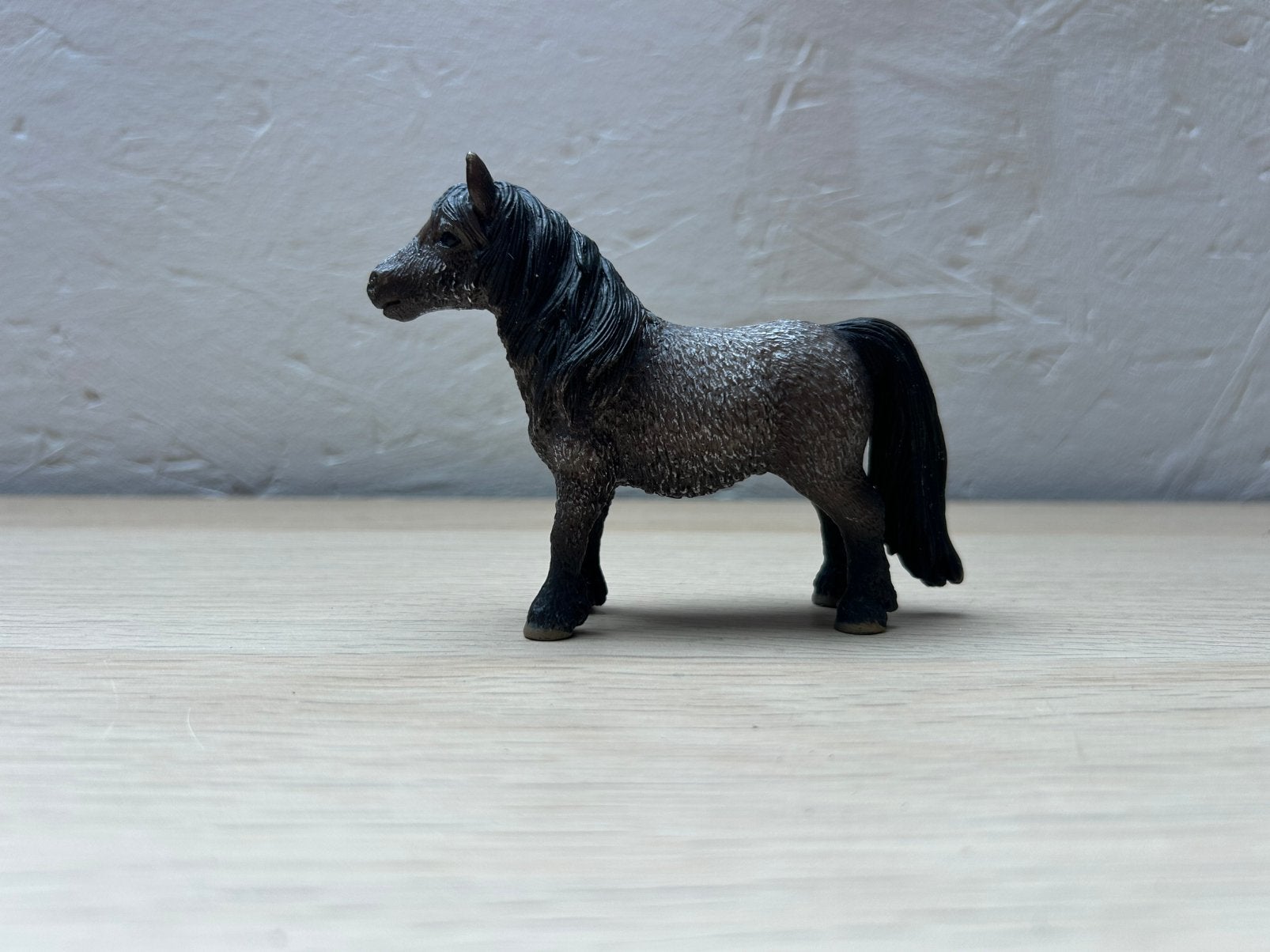 Schleich shetlander hengst, Ophalen of Verzenden, Zo goed als nieuw, Paard, Beeldje of Figuurtje