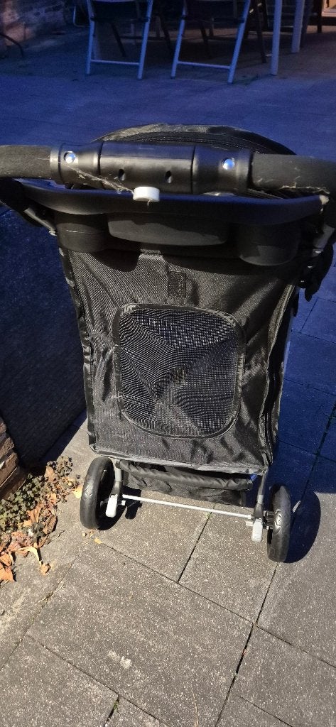 Honde buggy, Adori, Ophalen, Zo goed als nieuw, Hondenbuggy