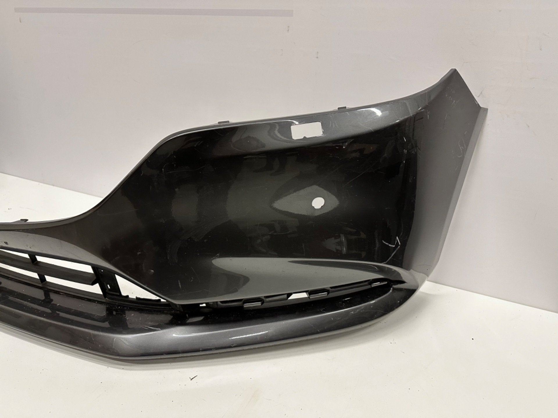 MAZDA CX-5 CX5 II VOORBUMPER BUMPER KB8A-50031, Gebruikt, Shinchi, Fuchu-Cho 3-1
730-8670  Hiroshima, Mazda Motor Corporation