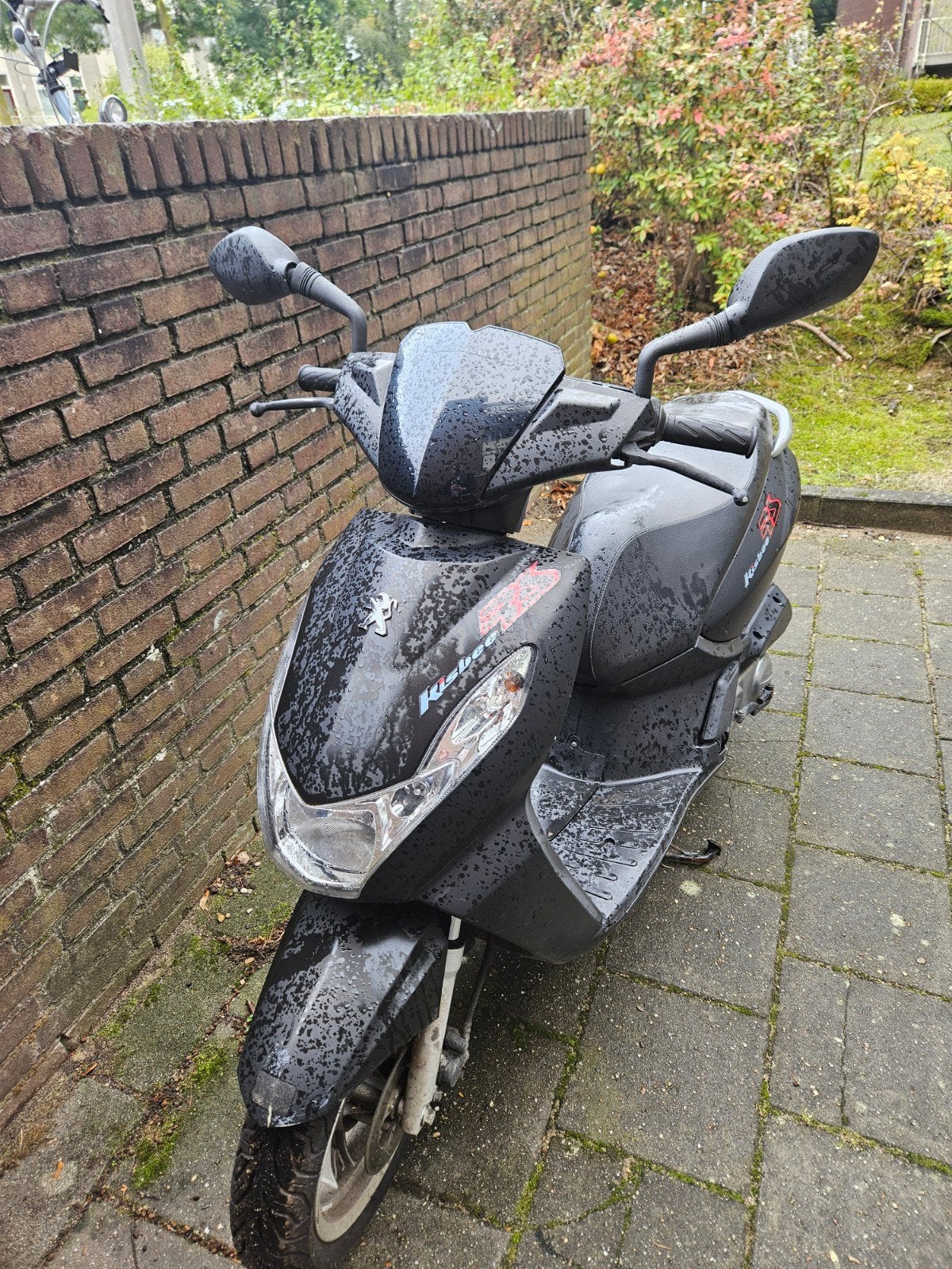 Peugeot kisbee RS - DEFECT, Fietsen en Brommers, Scooters | Peugeot, Ophalen of Verzenden, Gebruikt, Benzine, Overige modellen