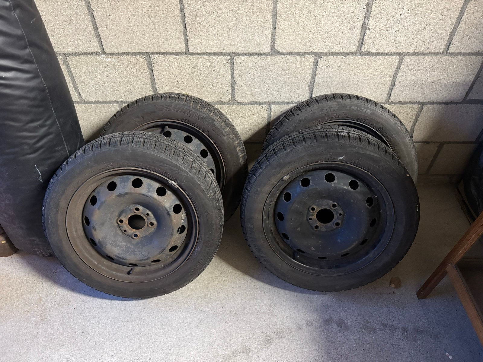 4 Winterbanden voor Fiat 500 - DOT 3711, Ophalen, Gebruikt