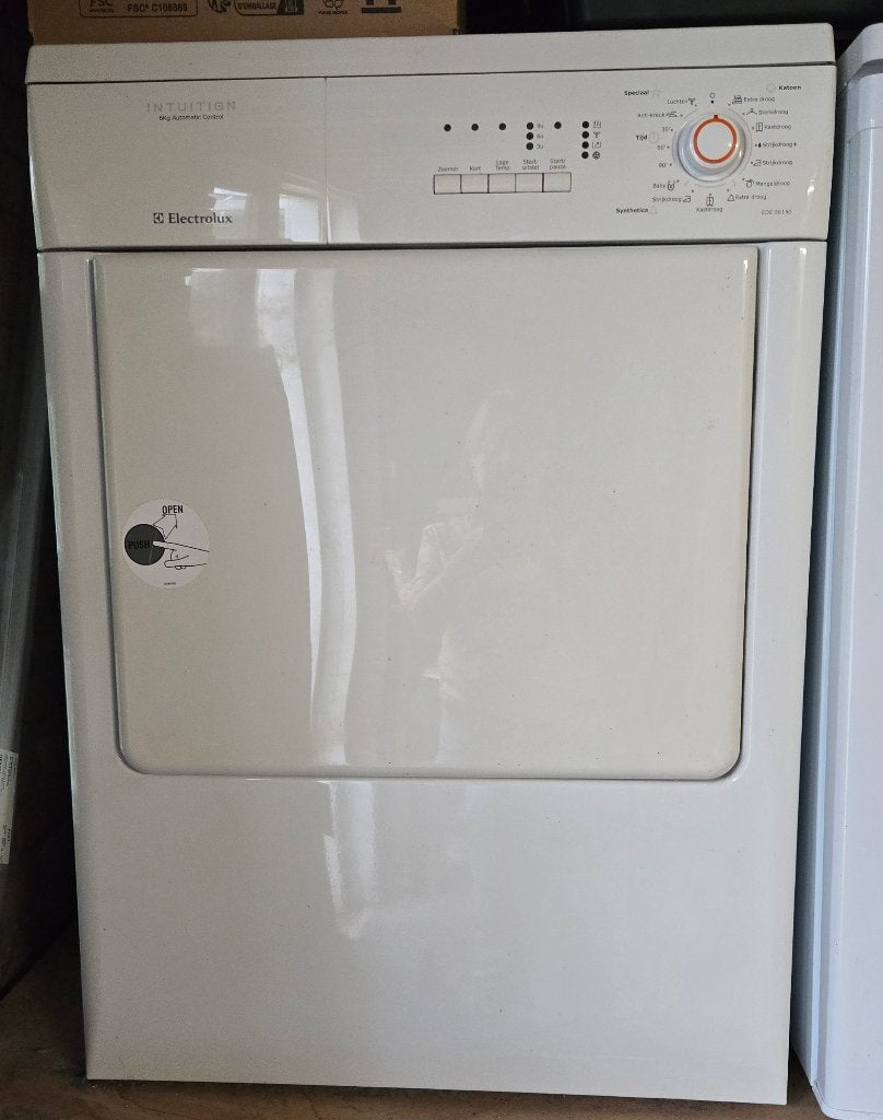 Droger van Electrolux, Ophalen, Gebruikt, Luchtafvoer, 4 tot 6 kg