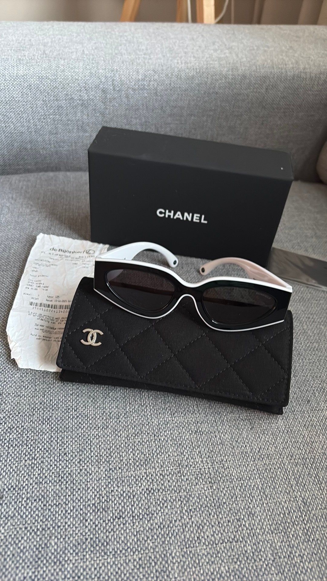 Chanel  cat eye zwart wit, Ophalen of Verzenden, Zo goed als nieuw, Zwart, Overige merken