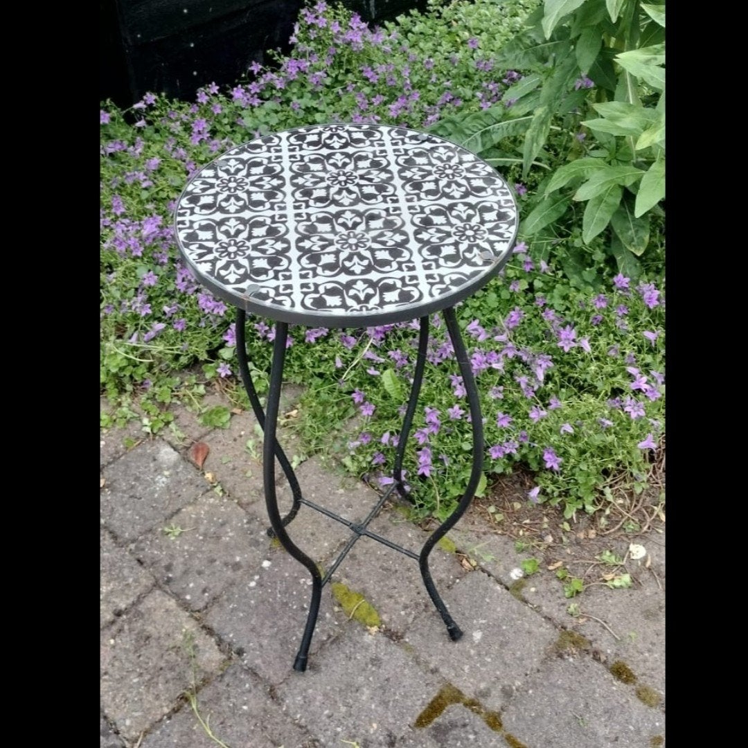 Tafeltje glasplaat en metalen pootjes, Overige materialen, Gebruikt, Bijzettafel, Ophalen