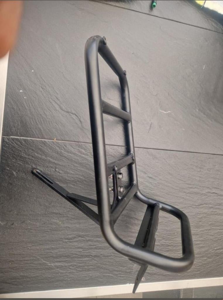 Stevige Zwarte Fietsdrager voor Voorop, Ophalen of Verzenden, Gebruikt